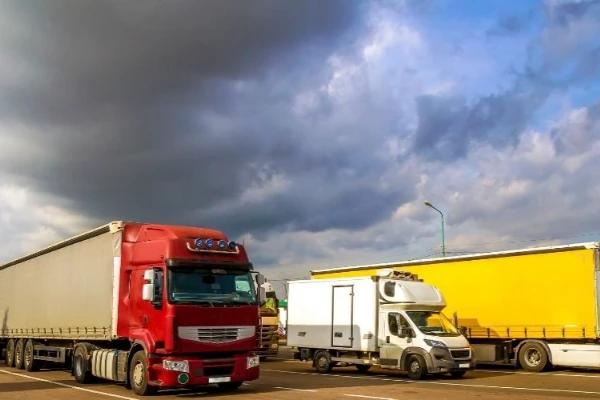 Adana Çayırova Nakliyat Ambarları